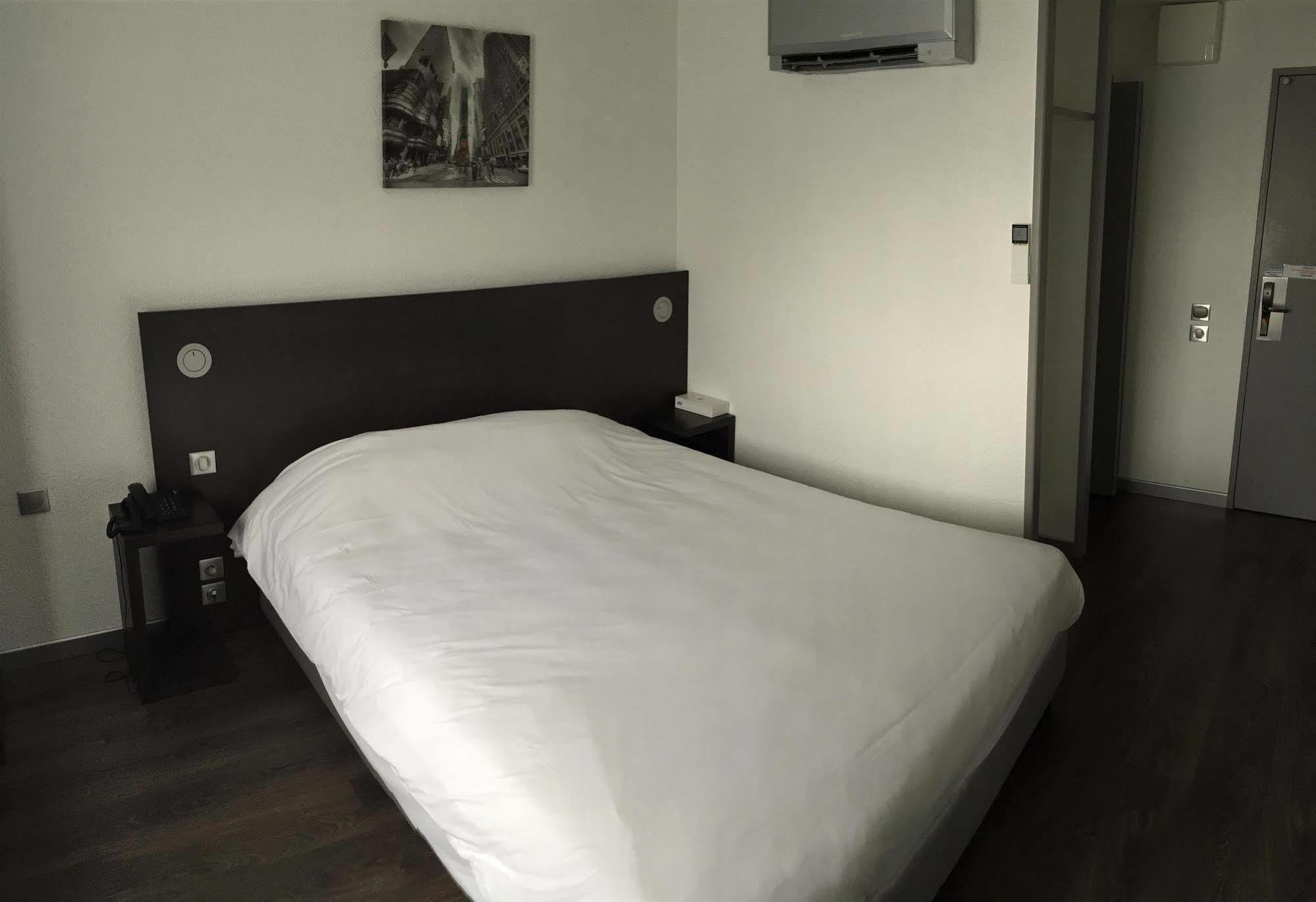 Regourd Hotel Cahors Exterior photo